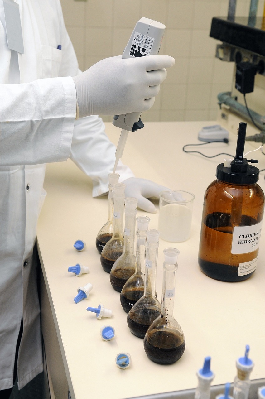 在聚酯型聚氨酯彈性體中應(yīng)用耐水解專(zhuān)用催化劑延長(zhǎng)其在戶(hù)外潮濕環(huán)境的壽命