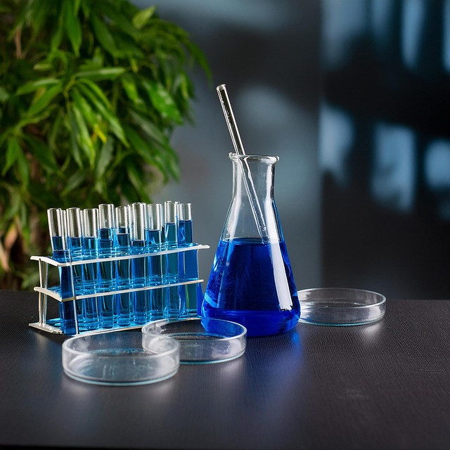 滲透型聚氨酯泡沫粘接力改善劑，提升噴涂泡沫對(duì)混凝土墻體和屋面的抓著力